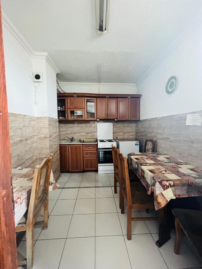 Guest House Velania Pristina Kültér fotó